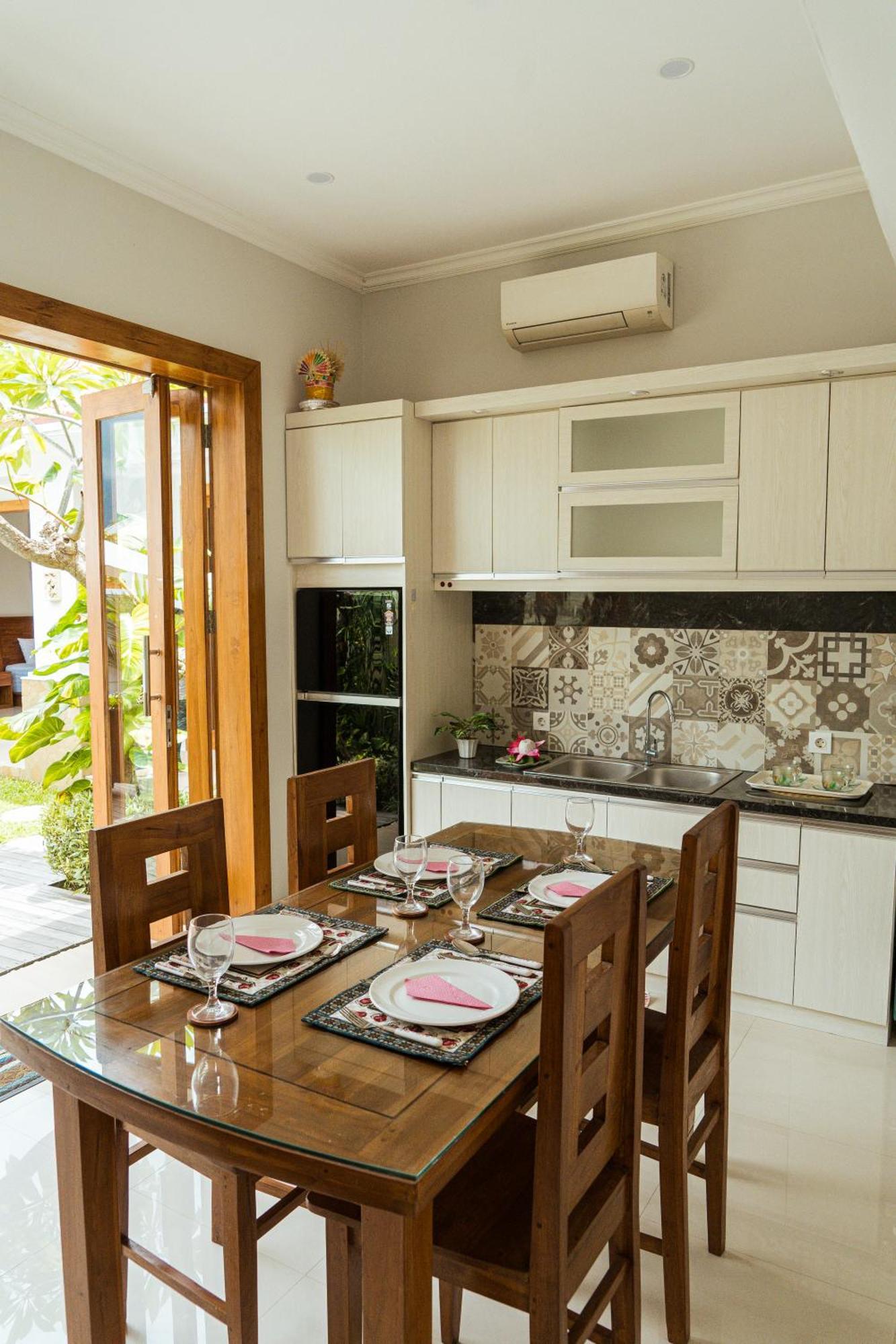 Villa Nugraha Lovina Private Pool Singaraja  Luaran gambar